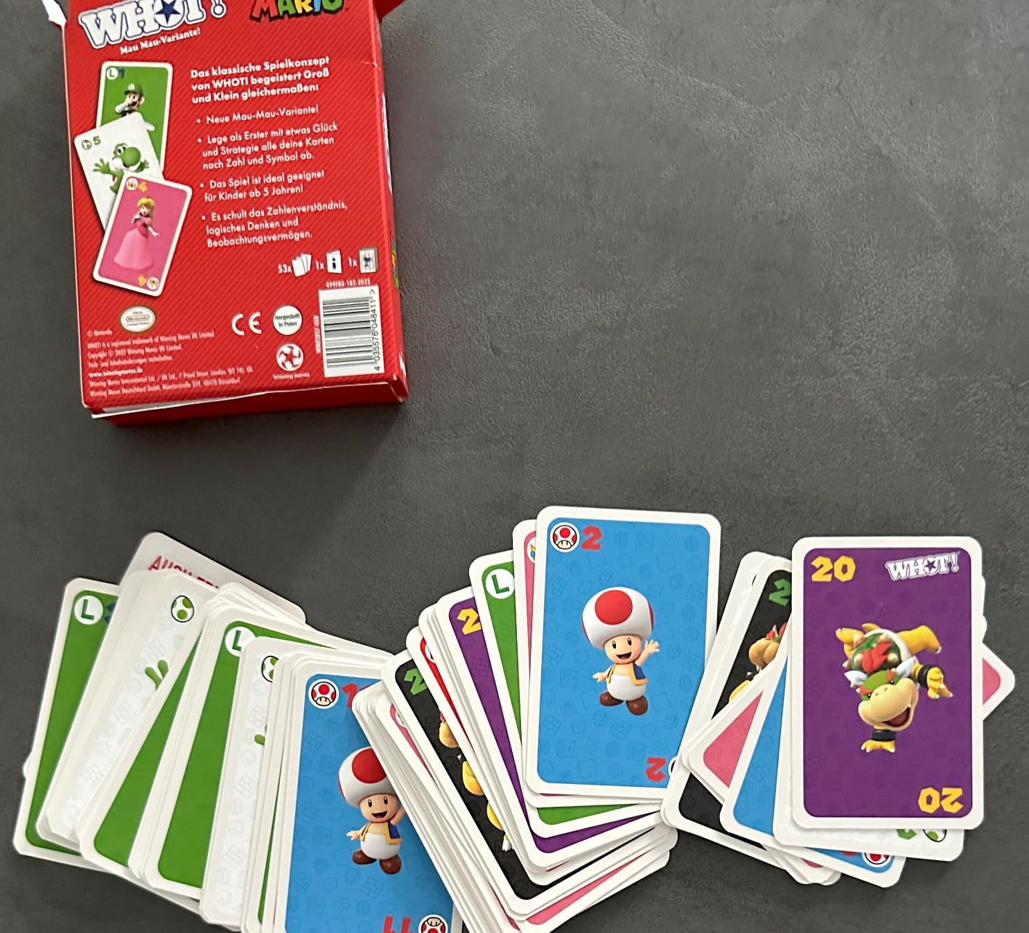 Winning Moves WHOT! Super Mario Kartenspiel ab 5 Jahren Reise