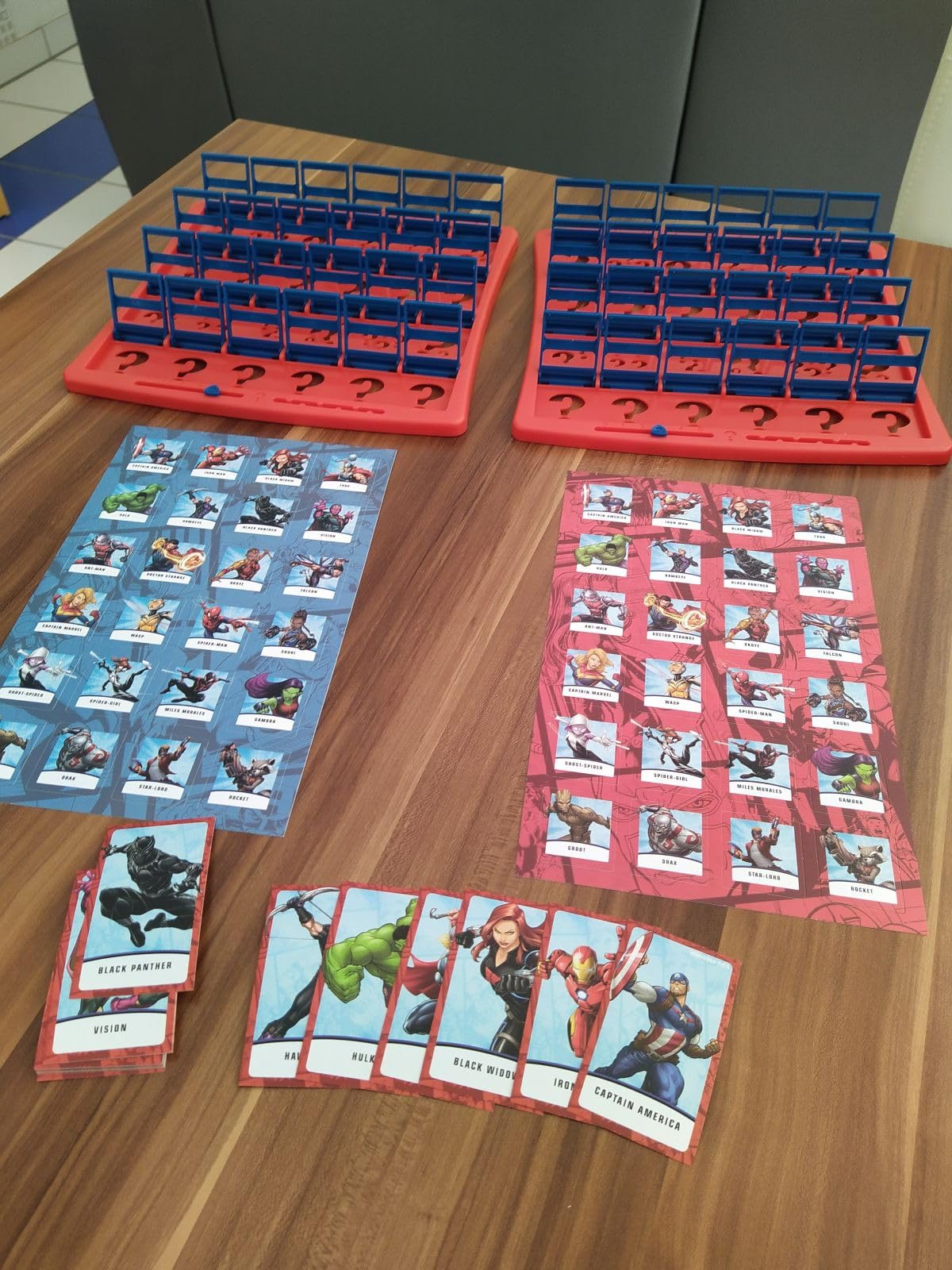 Winning Moves Wer ist es? Marvel Edition Brettspiel 2 Spieler Ratespiel