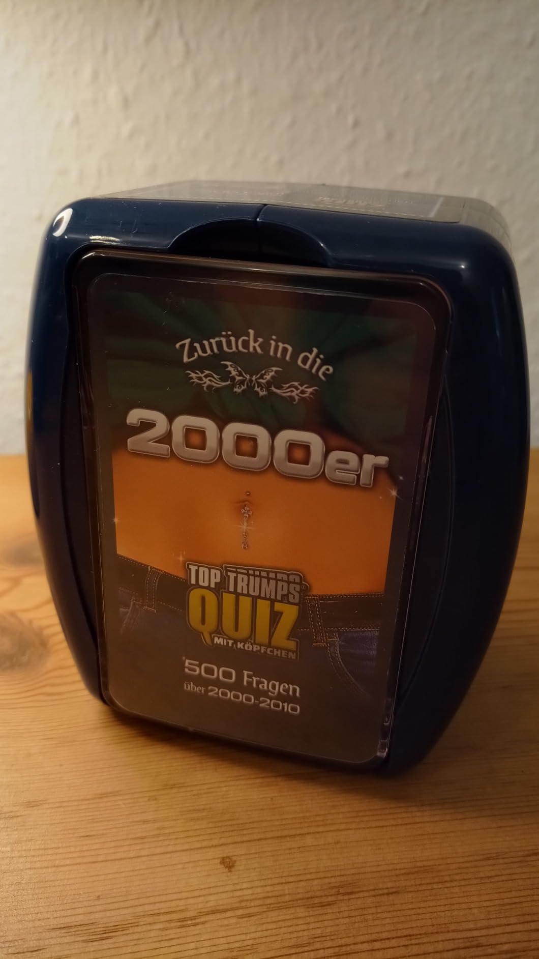 Winning Moves TOP TRUMPS QUIZ 2000er Kartenspiel 500 Fragen