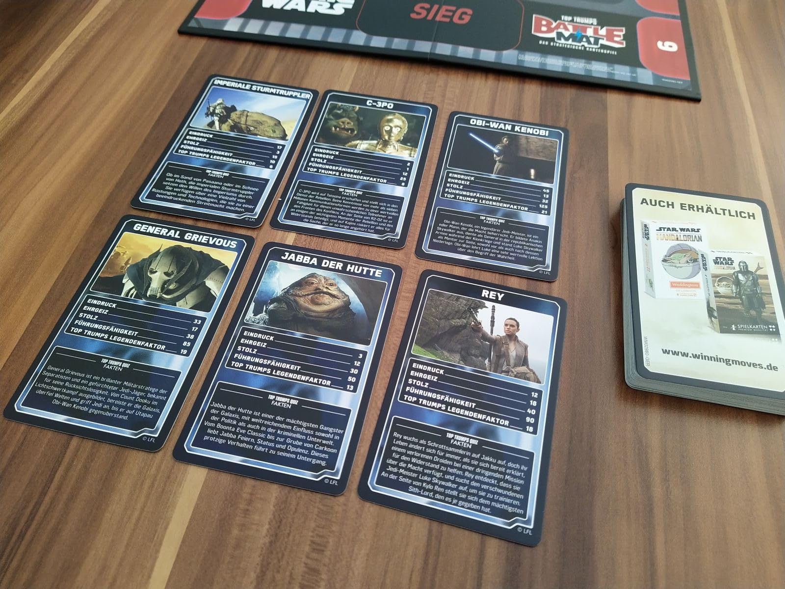 Winning Moves TOP TRUMPS Battle Mat Star Wars Brettspiel Skywalker Saga