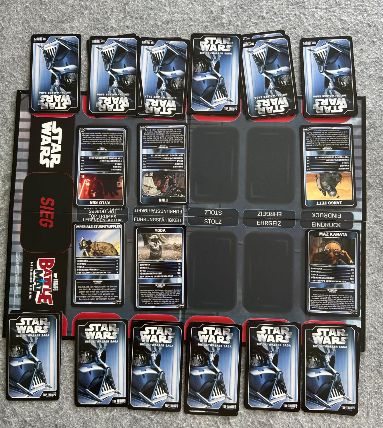 Winning Moves TOP TRUMPS Battle Mat Star Wars Brettspiel Skywalker Saga